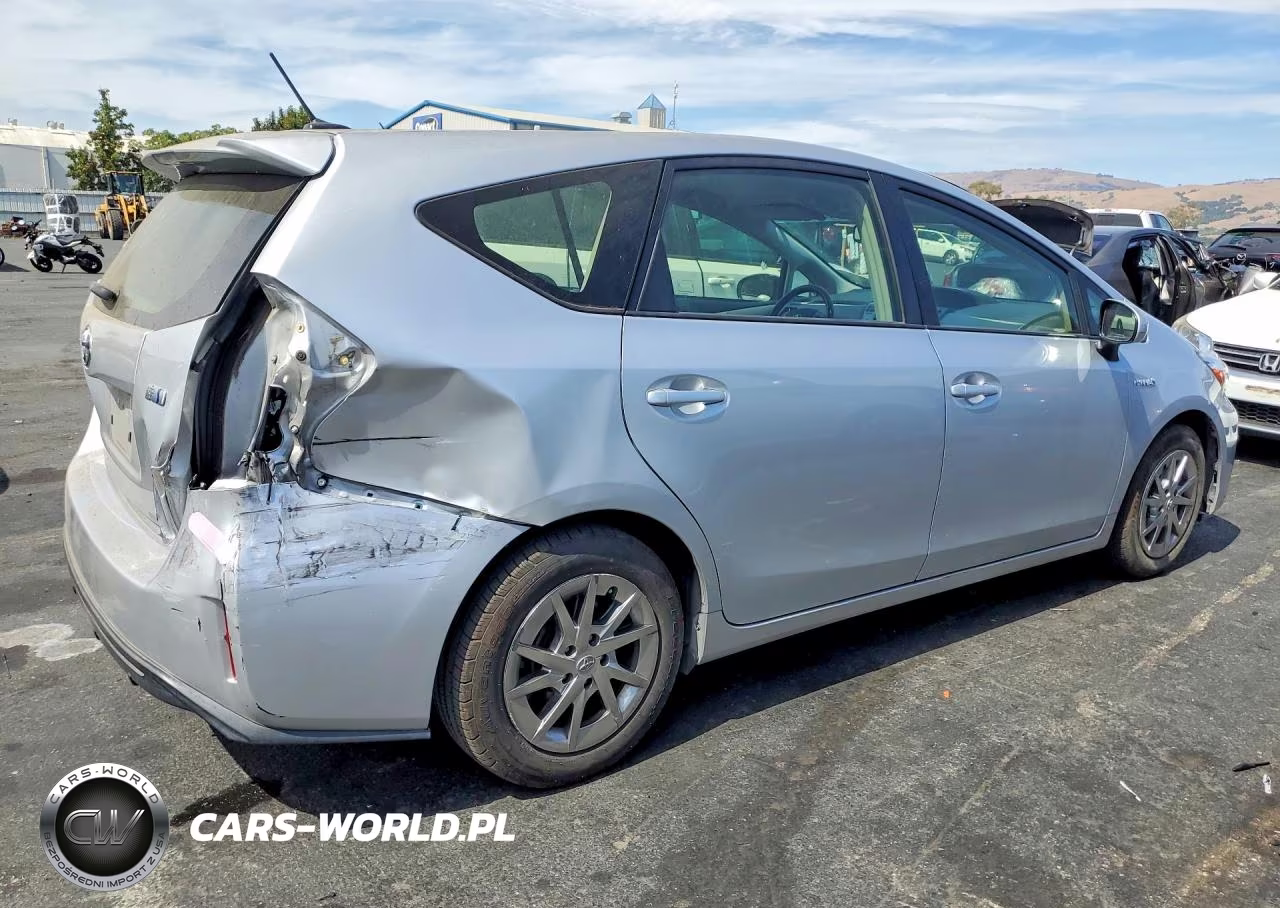 2016 Toyota Prius V Four VIN:JTDZN3EU6GJ052792 - 3