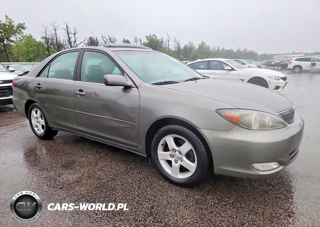 2002 Toyota Camry Se V6 VIN:4T1BF30K82U513272 - 4