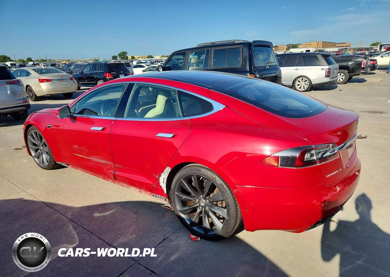 2016 Tesla Model S VIN:5YJSA1E2XGF156399 - 2