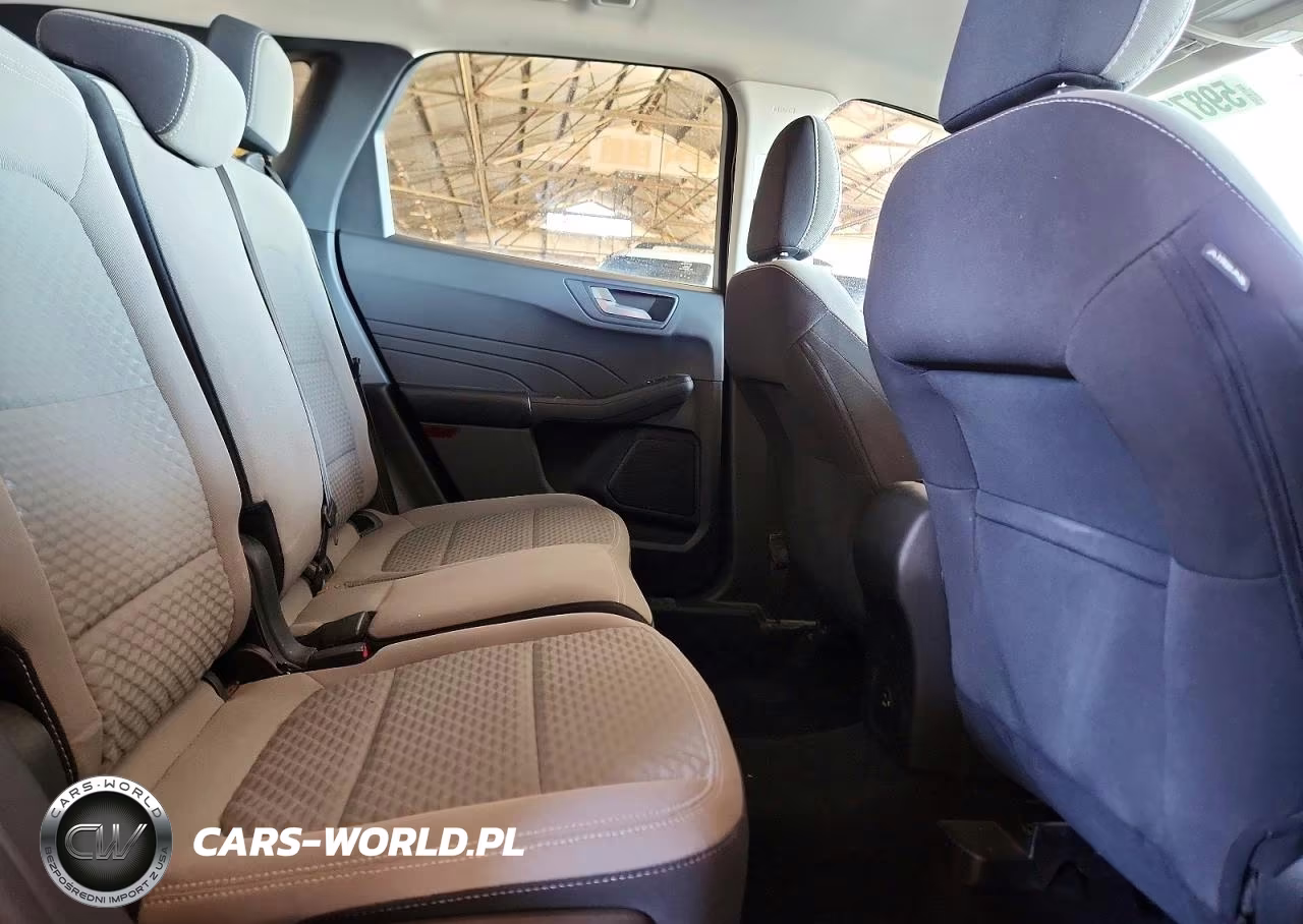 2021 Ford Escape Se VIN:1FMCU0G61MUA24863 - 11