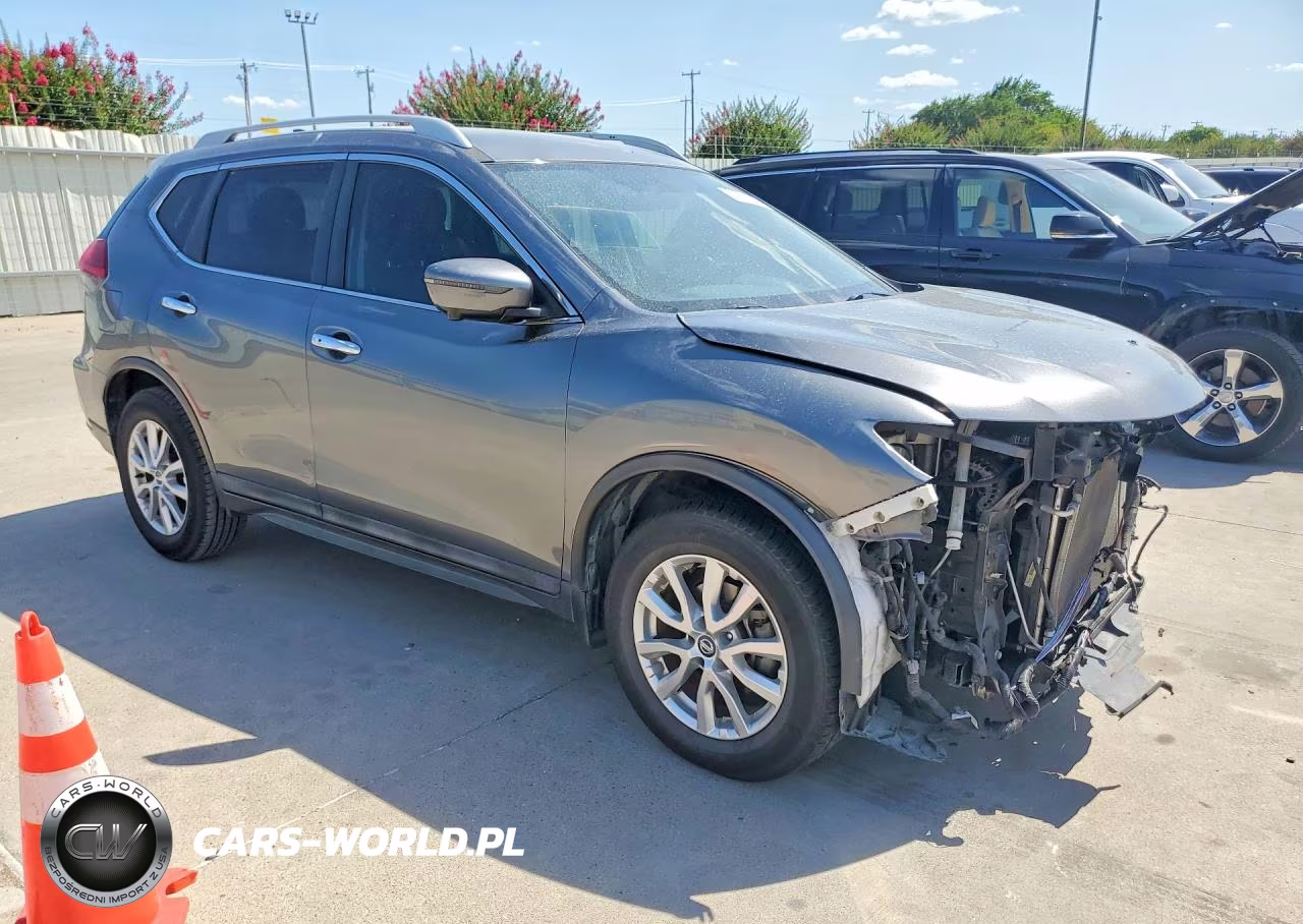 2017 Nissan Rogue Sv VIN:5N1AT2MT7HC886092 - 4