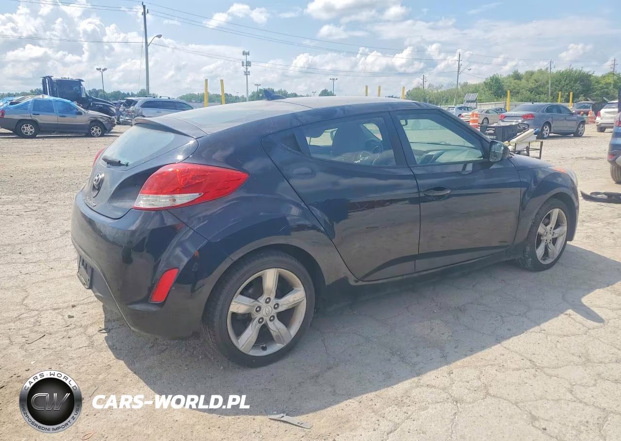 2013 Hyundai Veloster Base VIN:KMHTC6AD1DU179751 - 3
