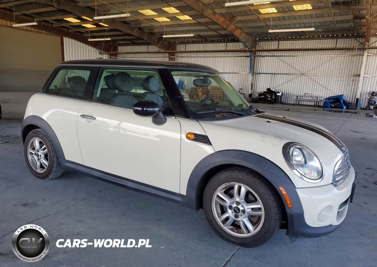 2011 Mini Cooper VIN:WMWSU3C50BT251363 - 4