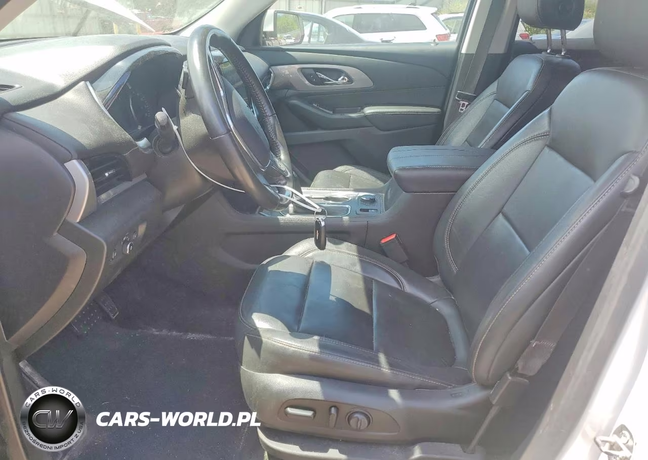 2019 Chevrolet Traverse VIN:1GNEVHKW1KJ303140 - 7