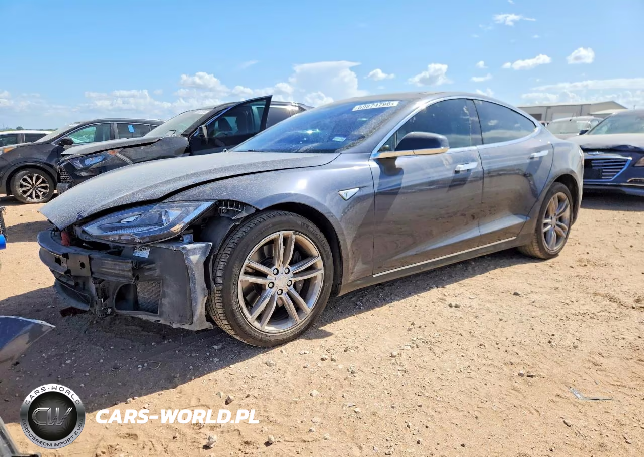 2014 Tesla Model S – zdjęcie 1 z 13