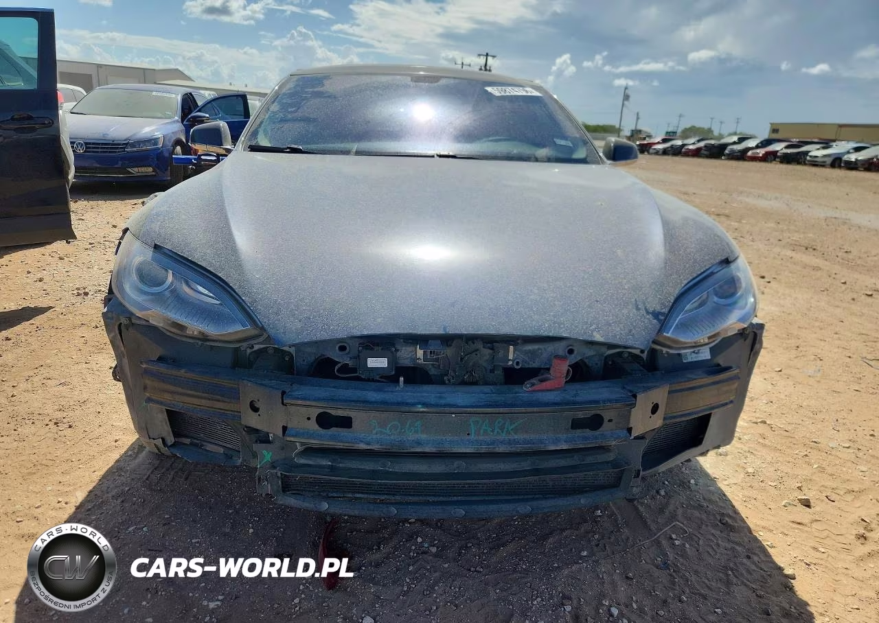 2014 Tesla Model S VIN:5YJSA1H16EFP53355 - 5