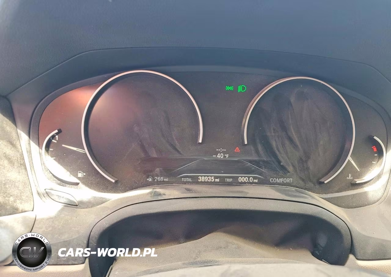 2019 BMW 330I VIN:WBA5R1C52KAJ98549 - 9
