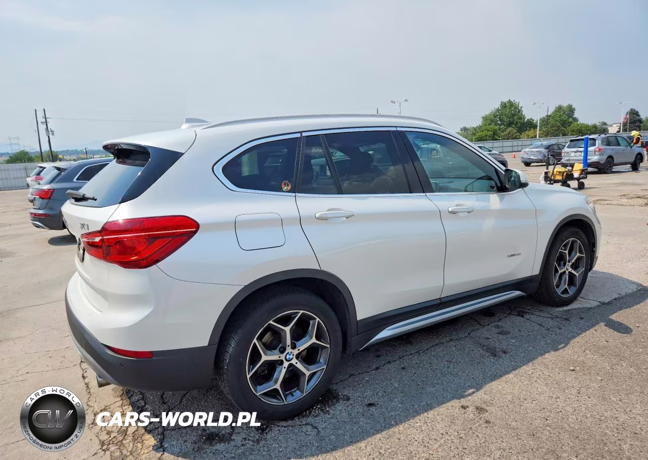2016 BMW X1 xDrive28I VIN:WBXHT3C3XG5E50971 - 3