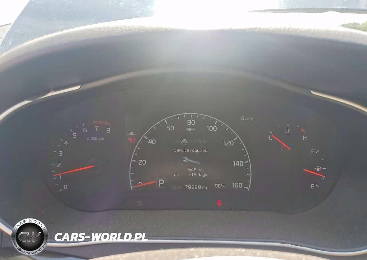 2015 Kia Cadenza Premium VIN:KNALN4D77F5177604 - 9