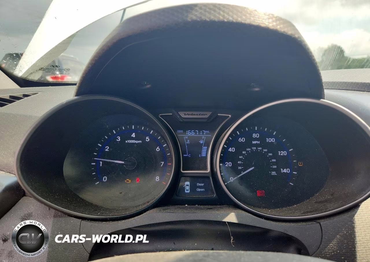 2014 Hyundai Veloster Turbo VIN:KMHTC6AE4EU188874 - 9