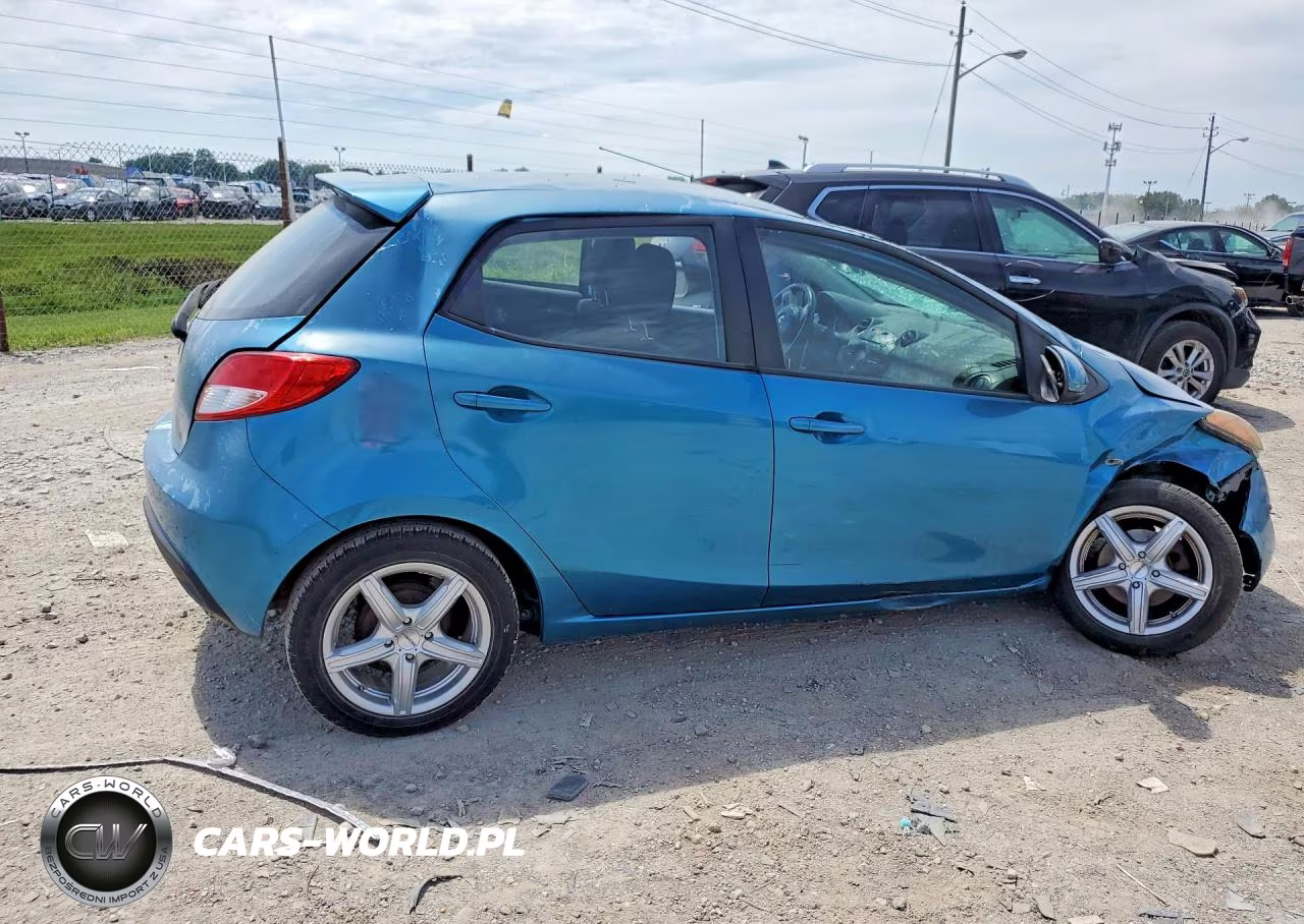 2012 Mazda Mazda2 VIN:JM1DE1LY0C0134697 - 3