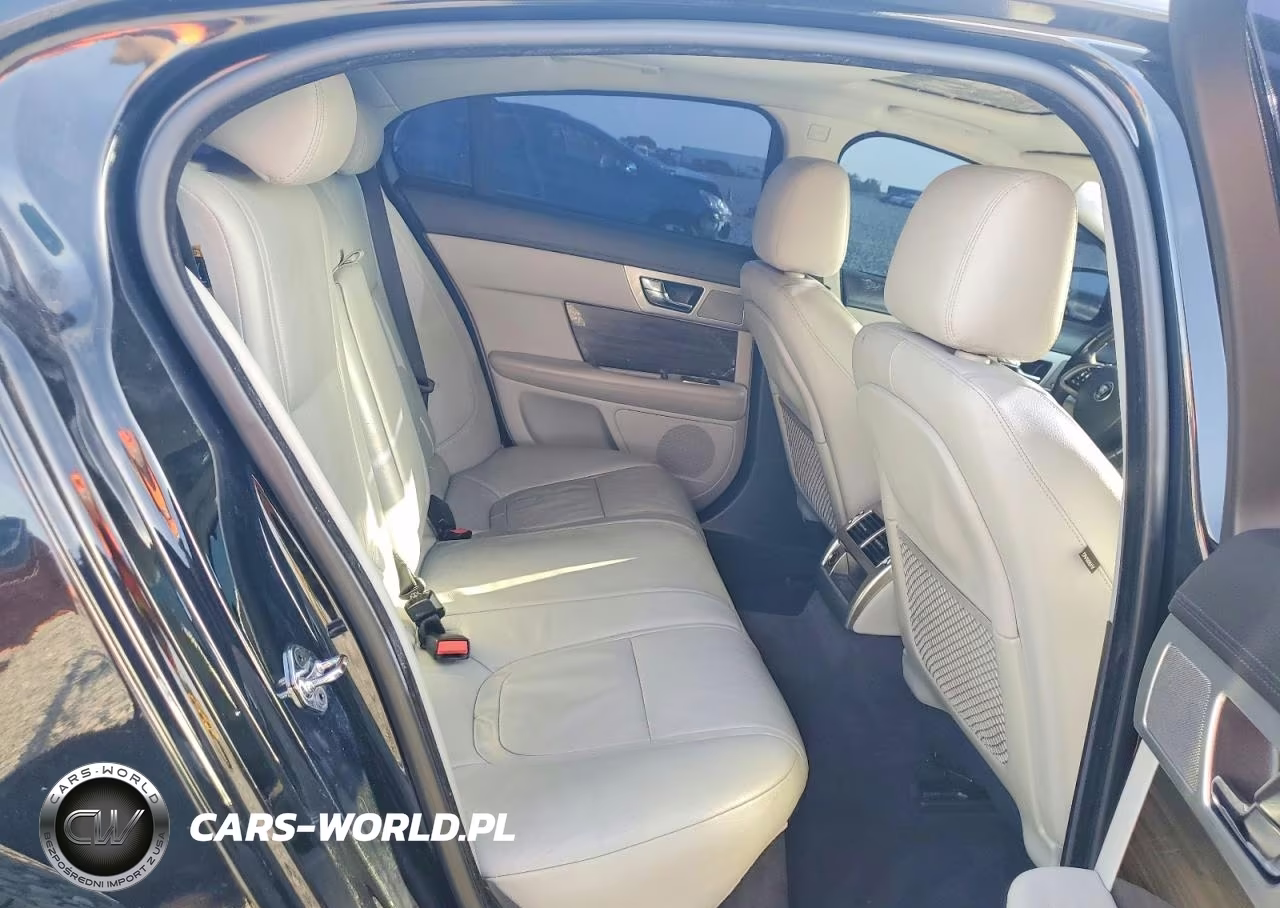2014 Jaguar Xf VIN:SAJWA0EXXE8U30805 - 10