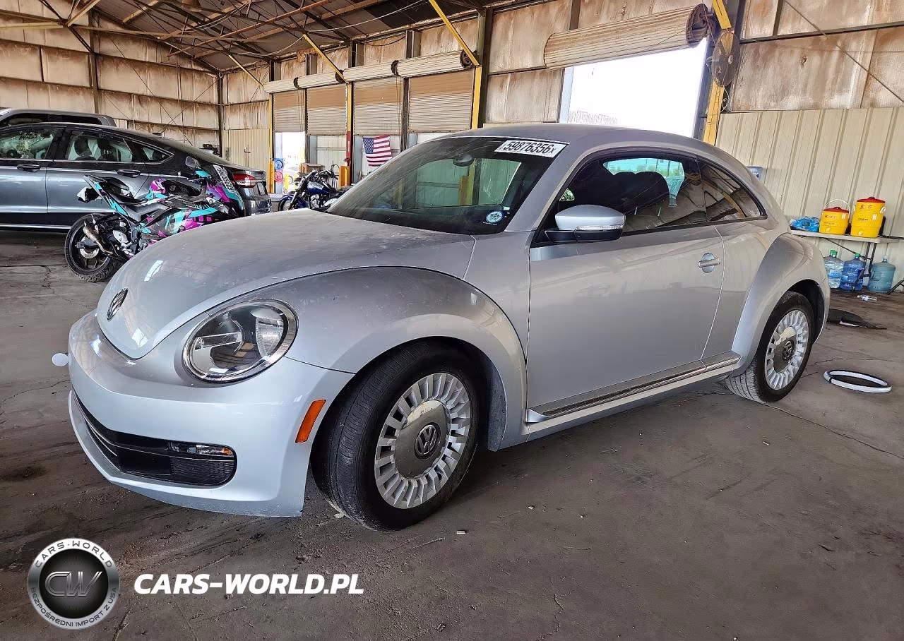 2013 Volkswagen Beetle – zdjęcie 1 z 12