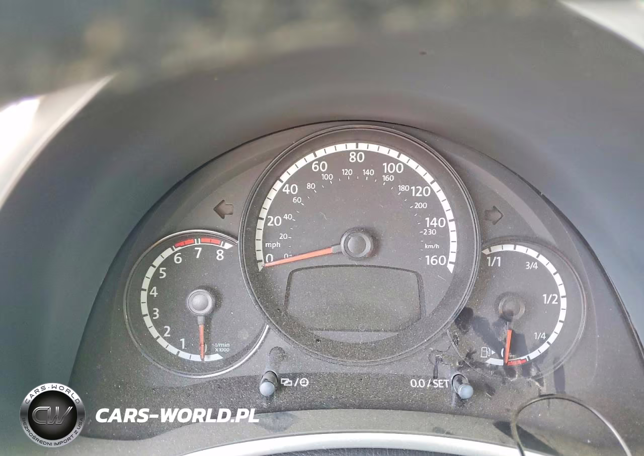 2013 Volkswagen Beetle VIN:3VWJP7AT2DM668562 - 9