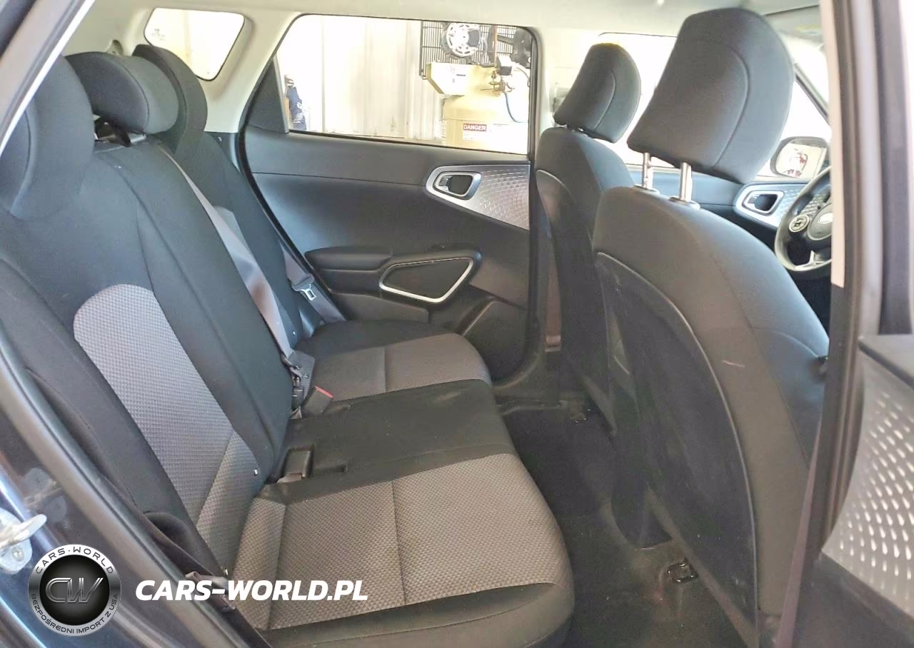 2020 Kia Soul Lx VIN:KNDJ23AU6L7715894 - 10