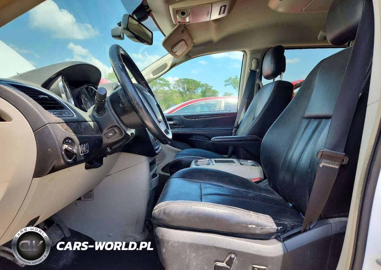 2014 Chrysler Town & Country Touring L VIN:2C4RC1CG5ER248853 - 7