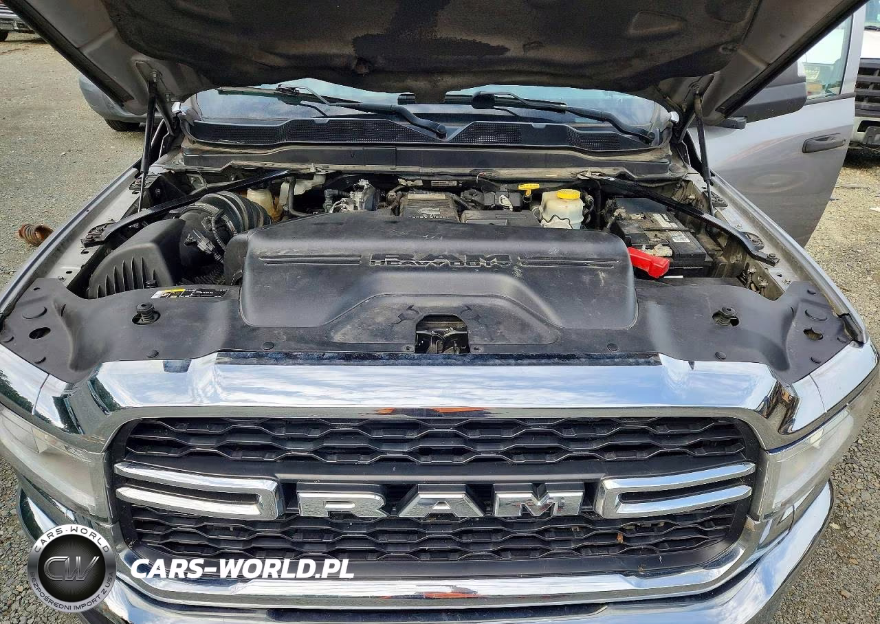2019 Ram 3500 Tradesman VIN:3C63RRGLXKG675013 - 12