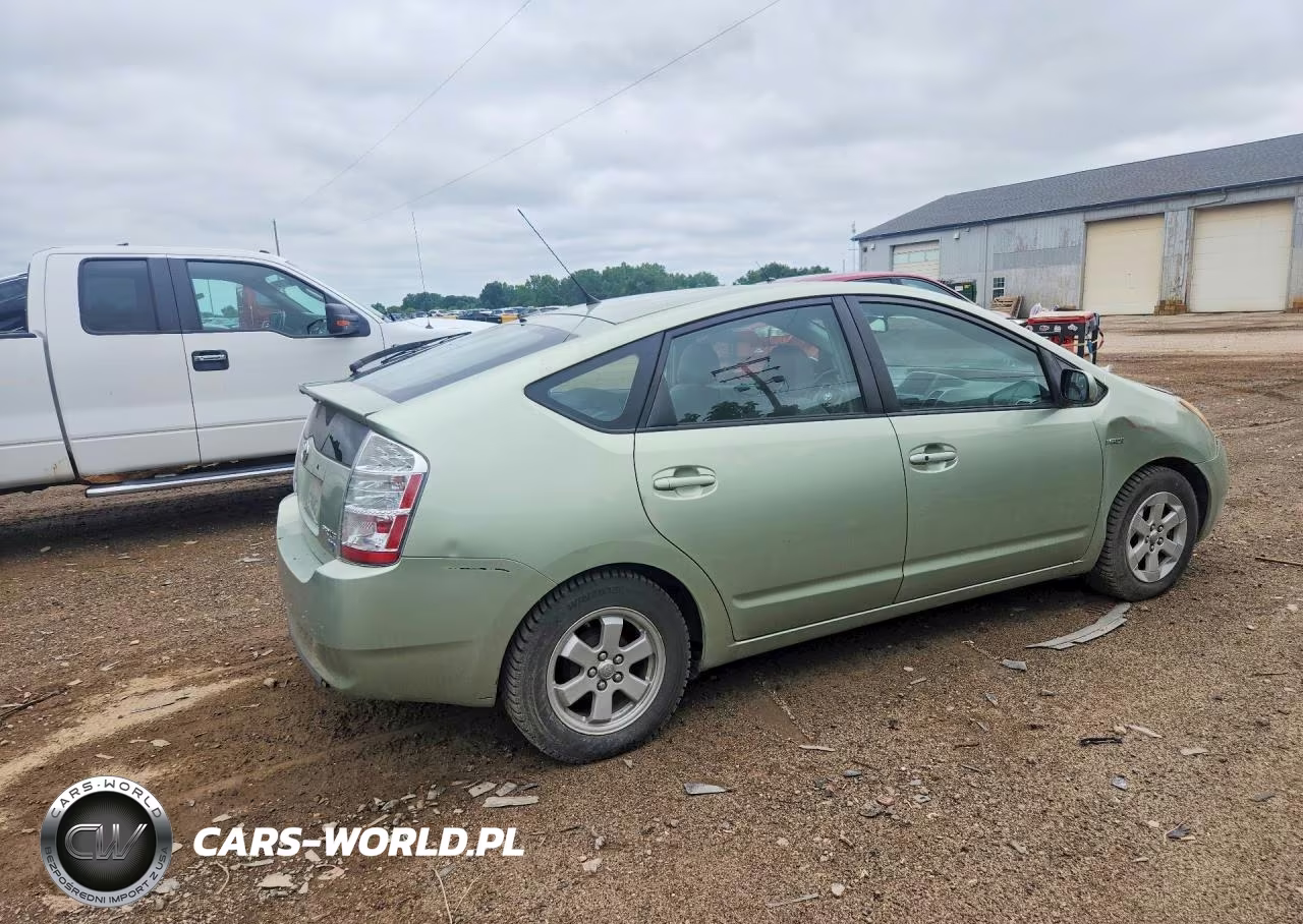 2006 Toyota Prius Base VIN:JTDKB20U667513786 - 3