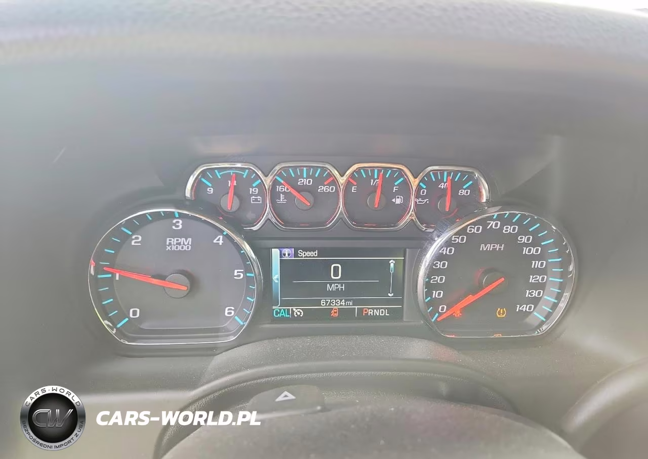 2018 Chevrolet Suburban K1500 Lt VIN:1GNSKHKC8JR380007 - 9