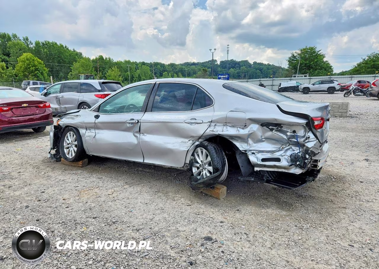 2018 Toyota Camry L VIN:4T1B11HKXJU505941 - 2