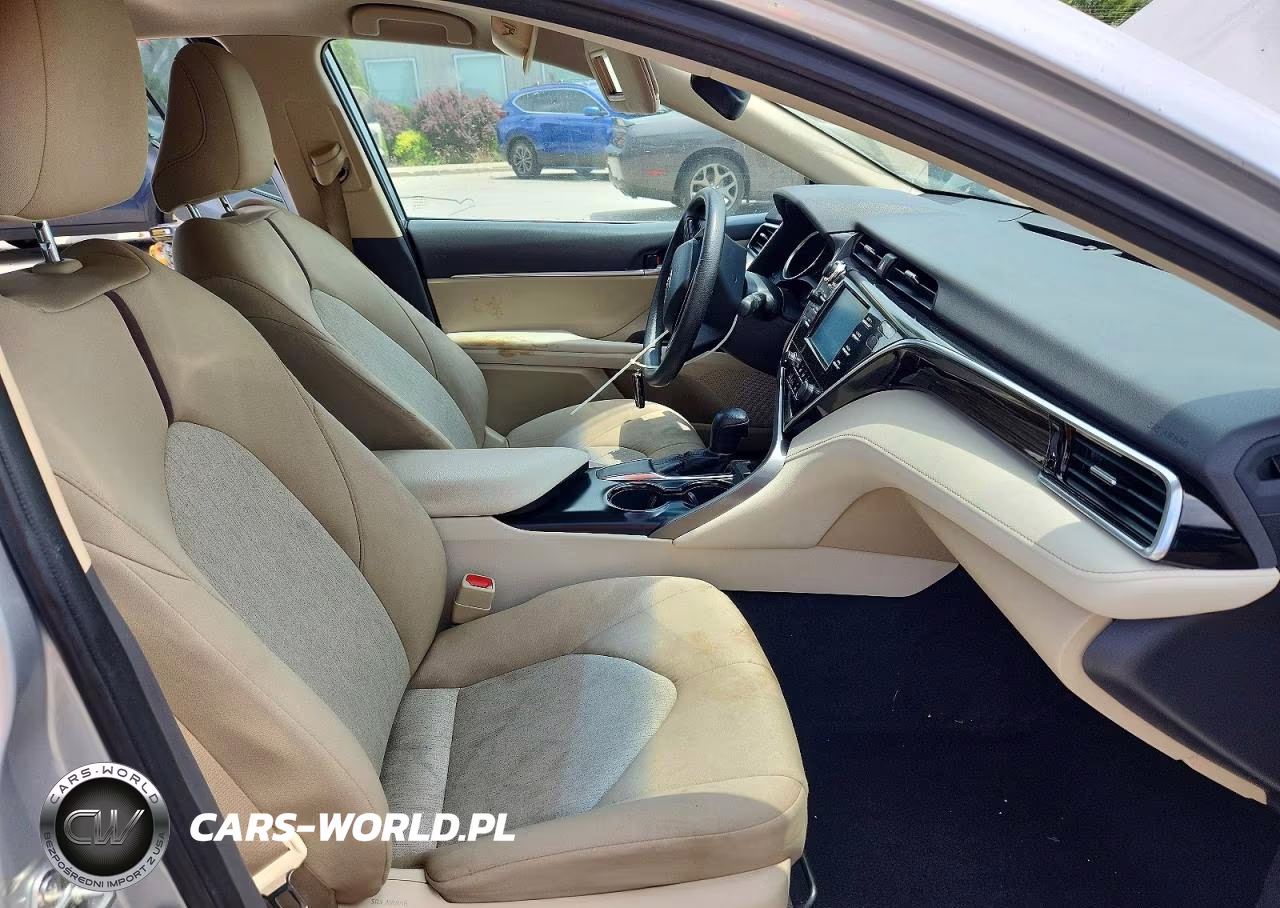 2018 Toyota Camry L VIN:4T1B11HKXJU505941 - 7