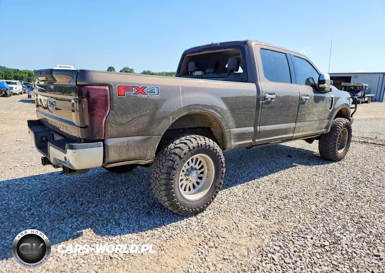 2017 Ford F250 Super Duty VIN:1FT7W2BT1HEB34725 - 3