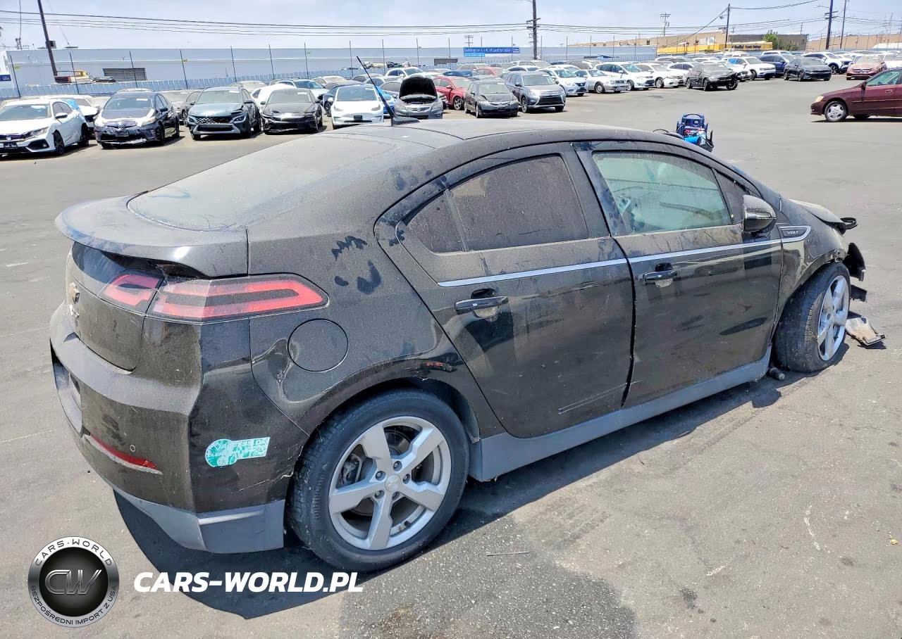 2013 Chevrolet Volt VIN:1G1RE6E49DU100242 - 3