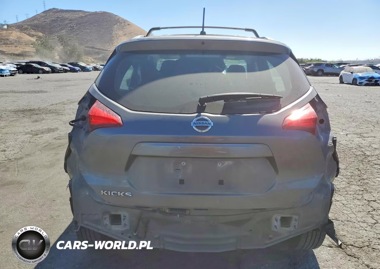 2018 Nissan Kicks S VIN:3N1CP5CU8JL523519 - 6