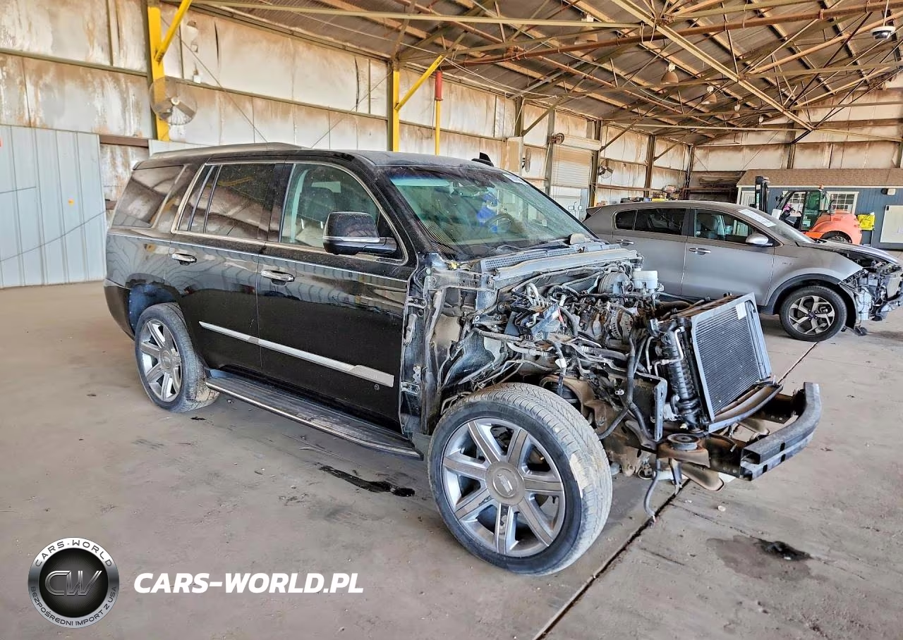 2019 Cadillac Escalade Luxury VIN:1GYS3BKJ2KR104063 - 4