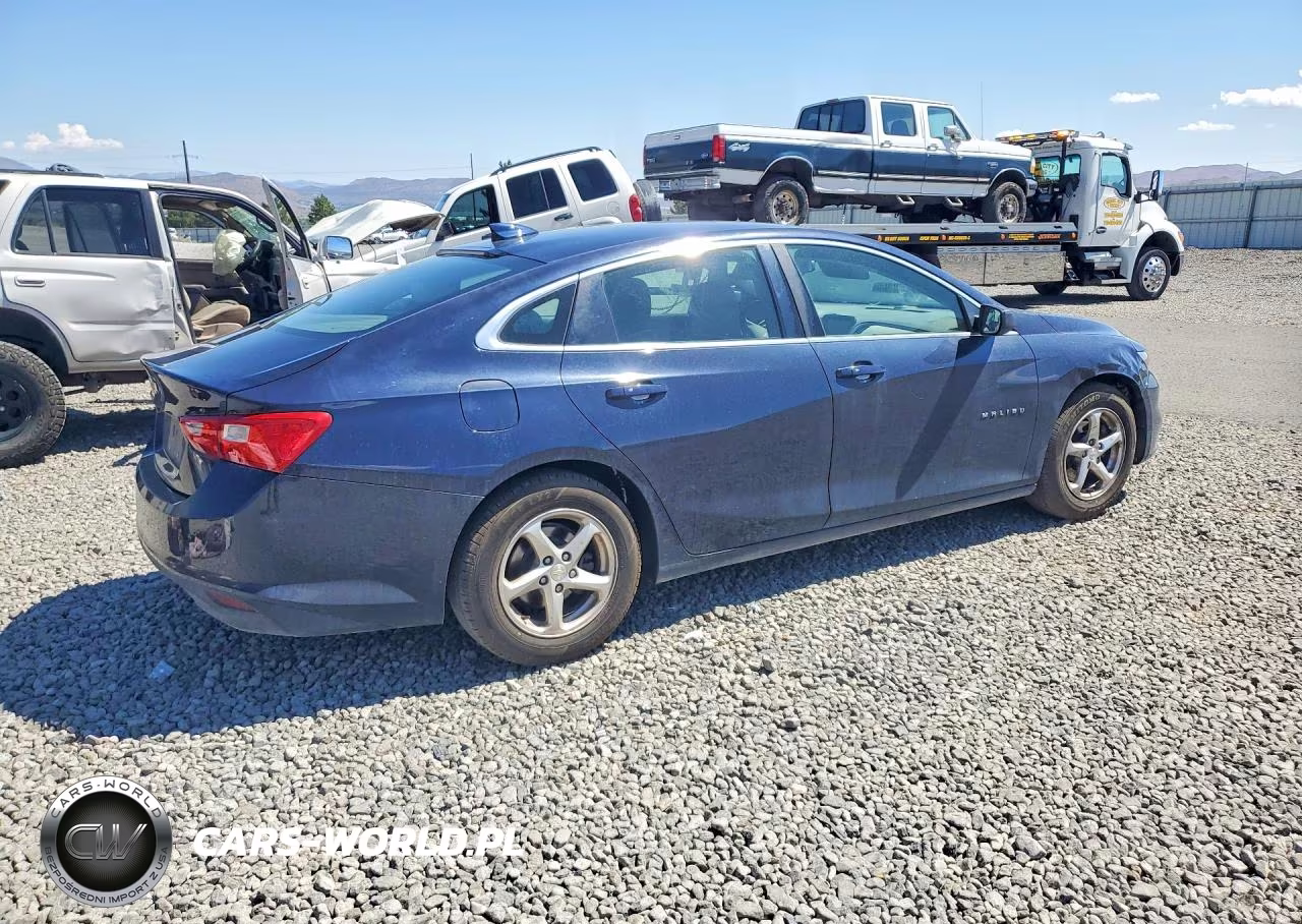 2017 Chevrolet Malibu Ls VIN:1G1ZC5ST3HF238476 - 3