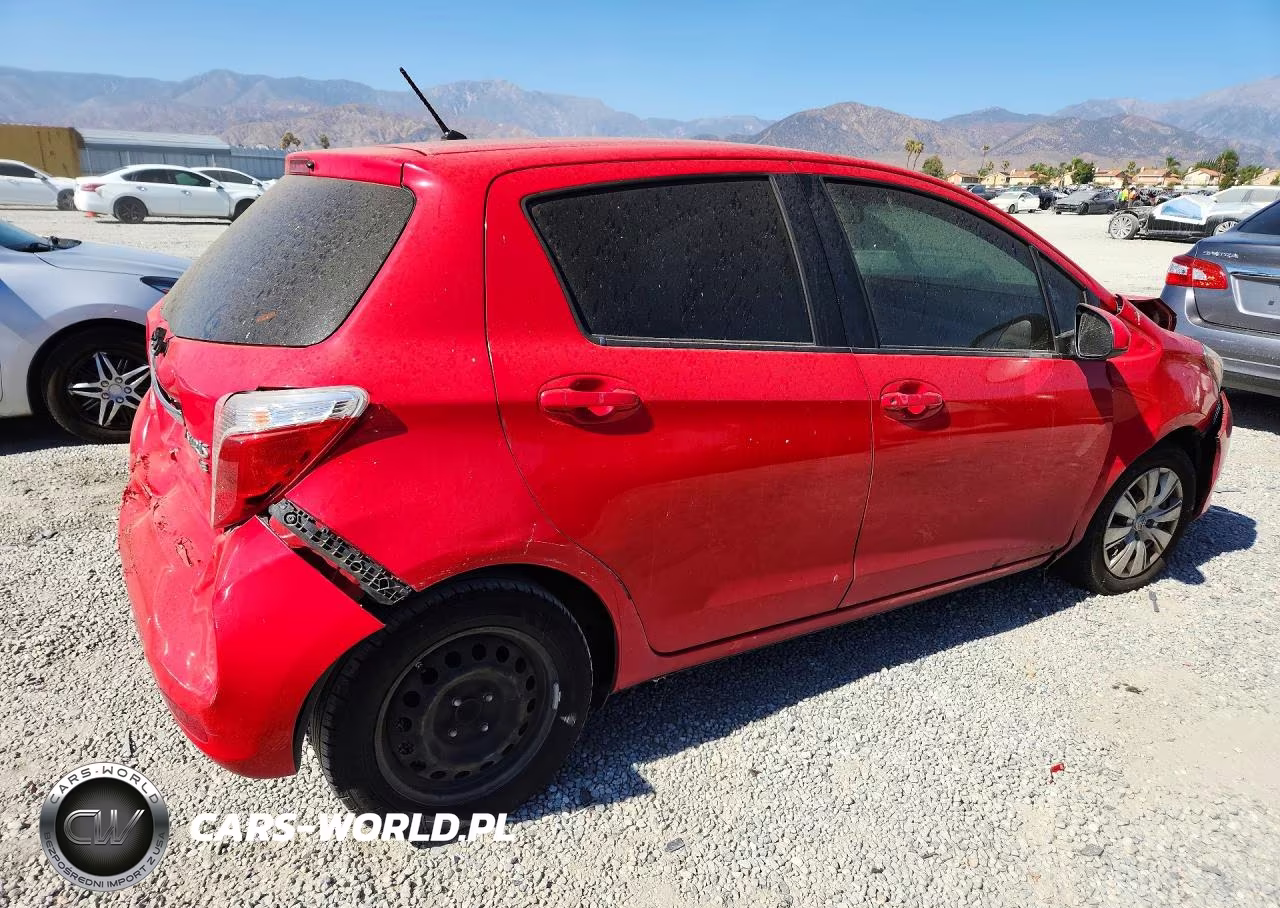 2013 Toyota Yaris 5-Door Le VIN:JTDKTUD34DD559304 - 3