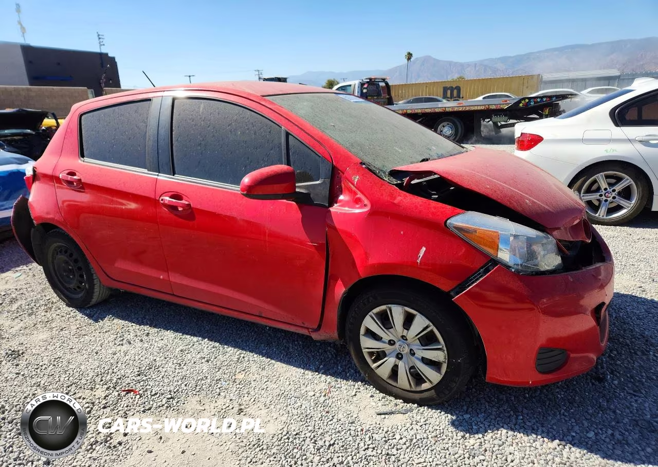 2013 Toyota Yaris 5-Door Le VIN:JTDKTUD34DD559304 - 4