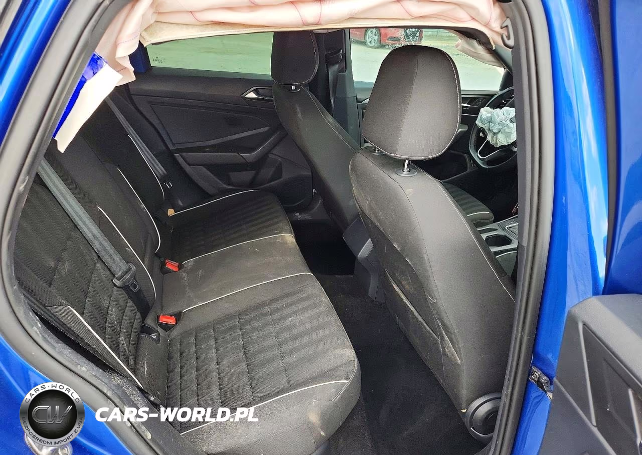 2024 Volkswagen Jetta Sport VIN:3VWBM7BUXRM000424 - 10