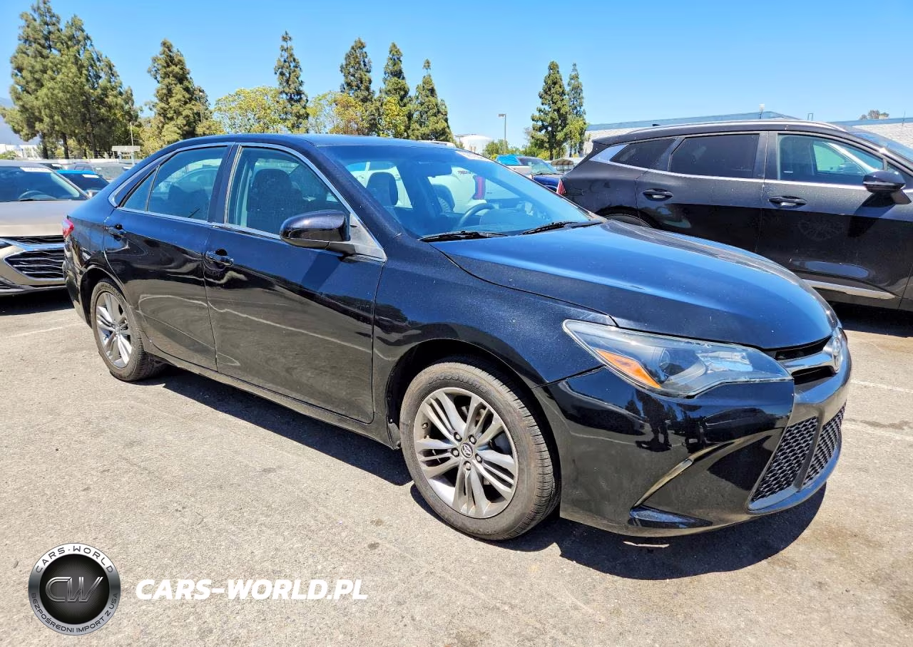 2015 Toyota Camry Le VIN:4T1BF1FK7FU984993 - 4