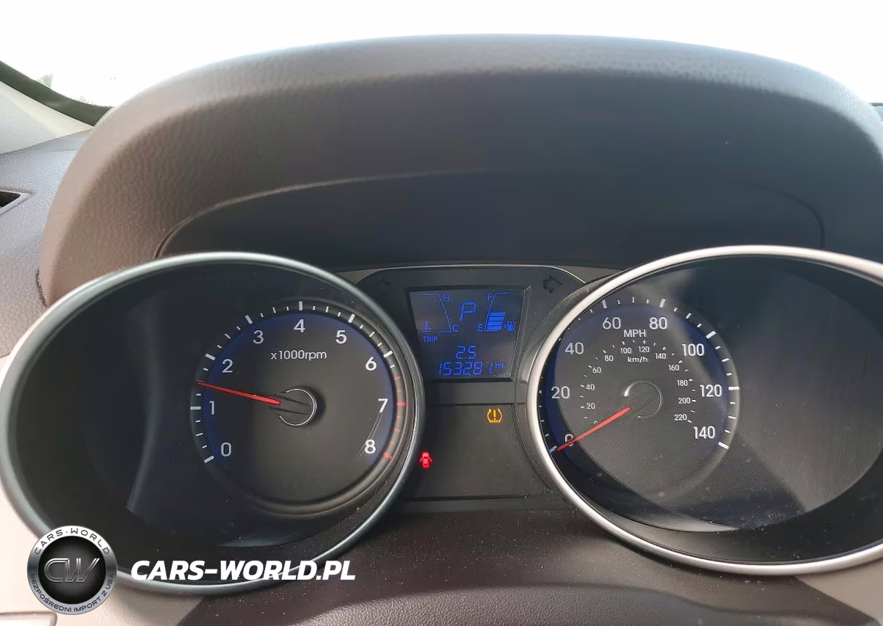 2011 Hyundai Tucson Limited VIN:KM8JUCAC6BU155940 - 9