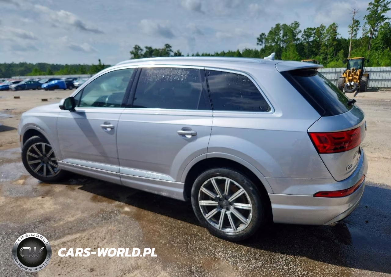 2017 Audi Q7 Prestige VIN:WA1VAAF70HD050098 - 2