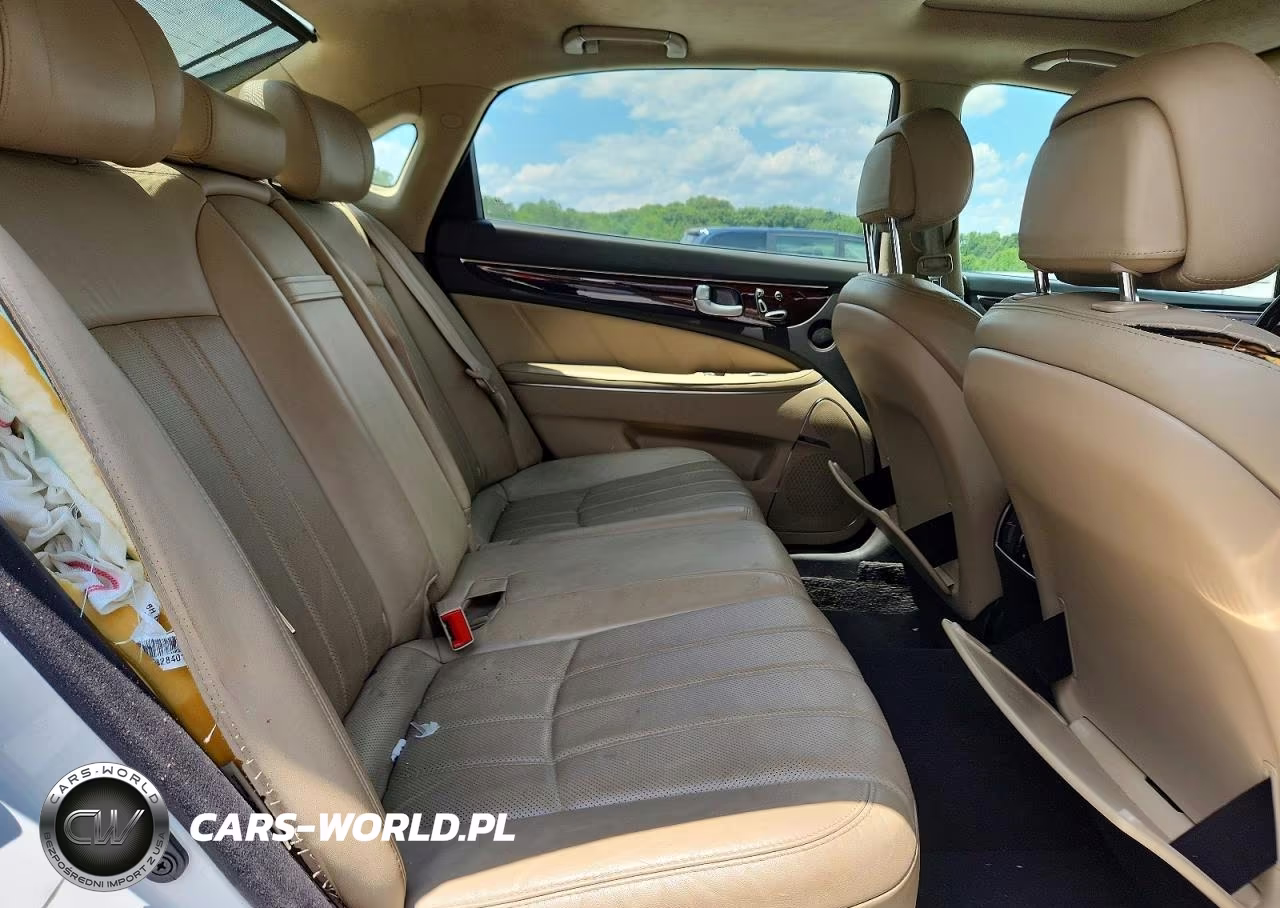 2013 Hyundai Equus Signature VIN:KMHGH4JH3DU058133 - 10