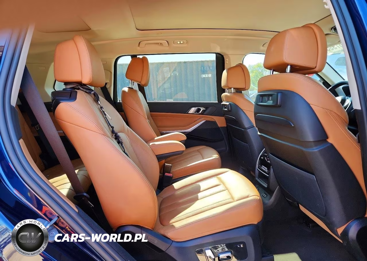 2022 BMW X7 xDrive40I VIN:5UXCW2C08N9L24785 - 10