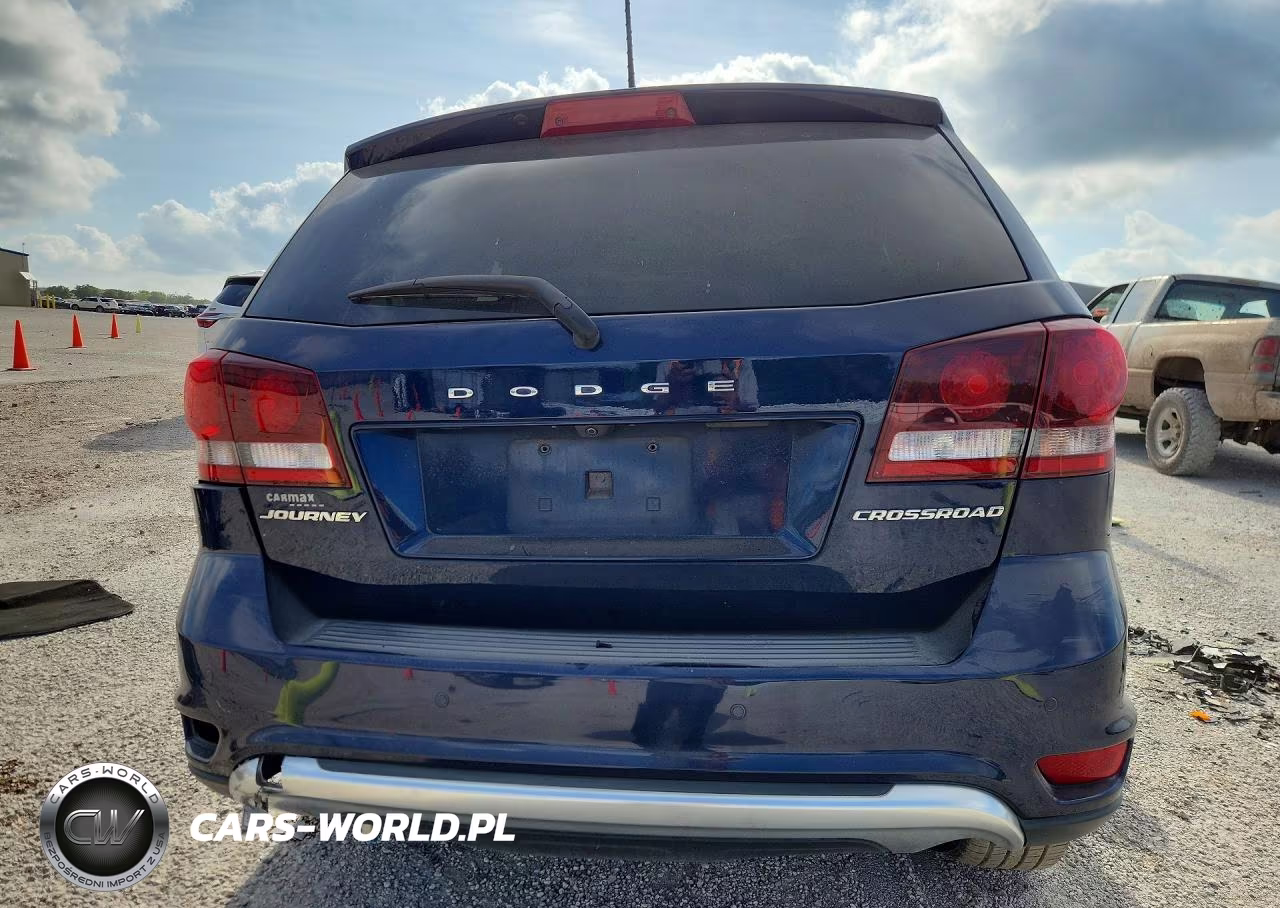 2020 Dodge Journey Crossroad VIN:3C4PDCGB2LT188572 - 6