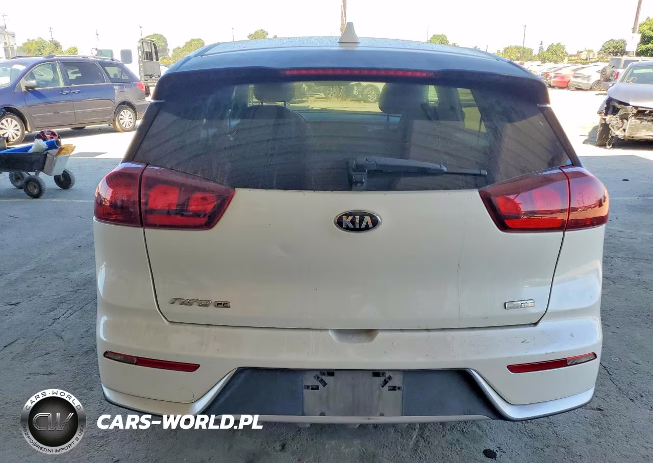 2018 Kia Niro Fe VIN:KNDCB3LC2J5210117 - 6