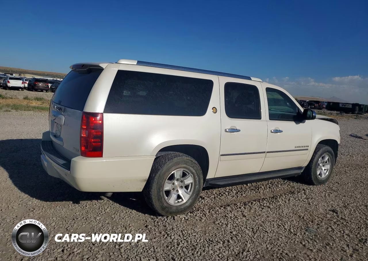 2010 Chevrolet Suburban K1500 Ltz VIN:1GNUKKE32AR279725 - 3