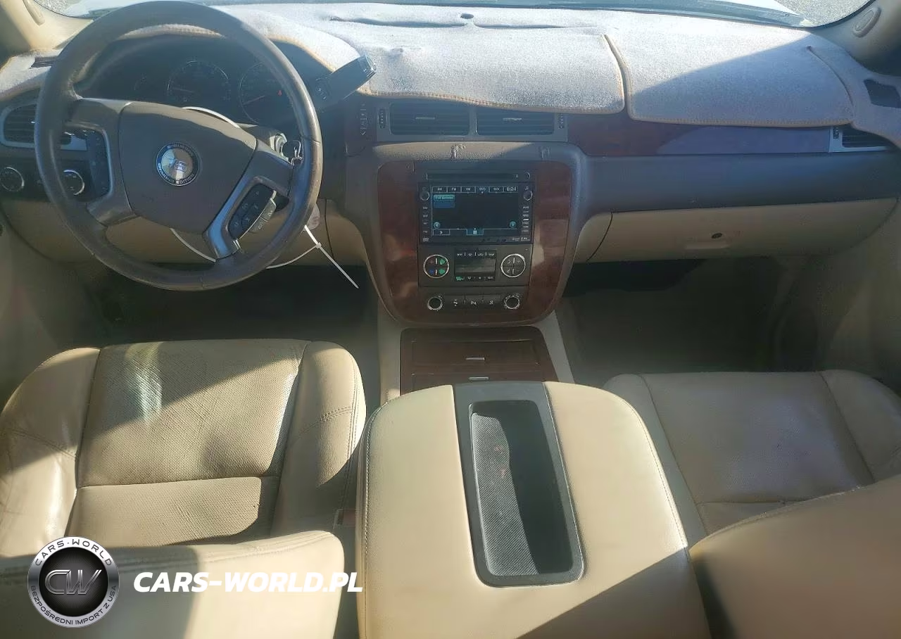 2010 Chevrolet Suburban K1500 Ltz VIN:1GNUKKE32AR279725 - 8