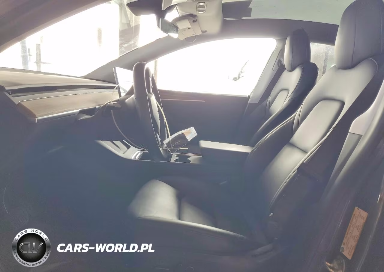 2023 Tesla Model Y VIN:7SAYGDEE6PF599866 - 7