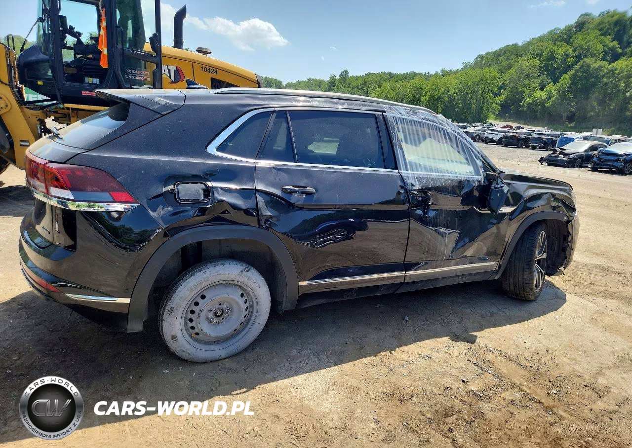 2024 Volkswagen Atlas Cross Sport Sel Premium R-Line VIN:1V2FE2CA7RC234187 - 3