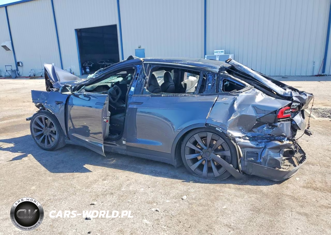 2022 Tesla Model X VIN:7SAXCDE58NF363837 - 2