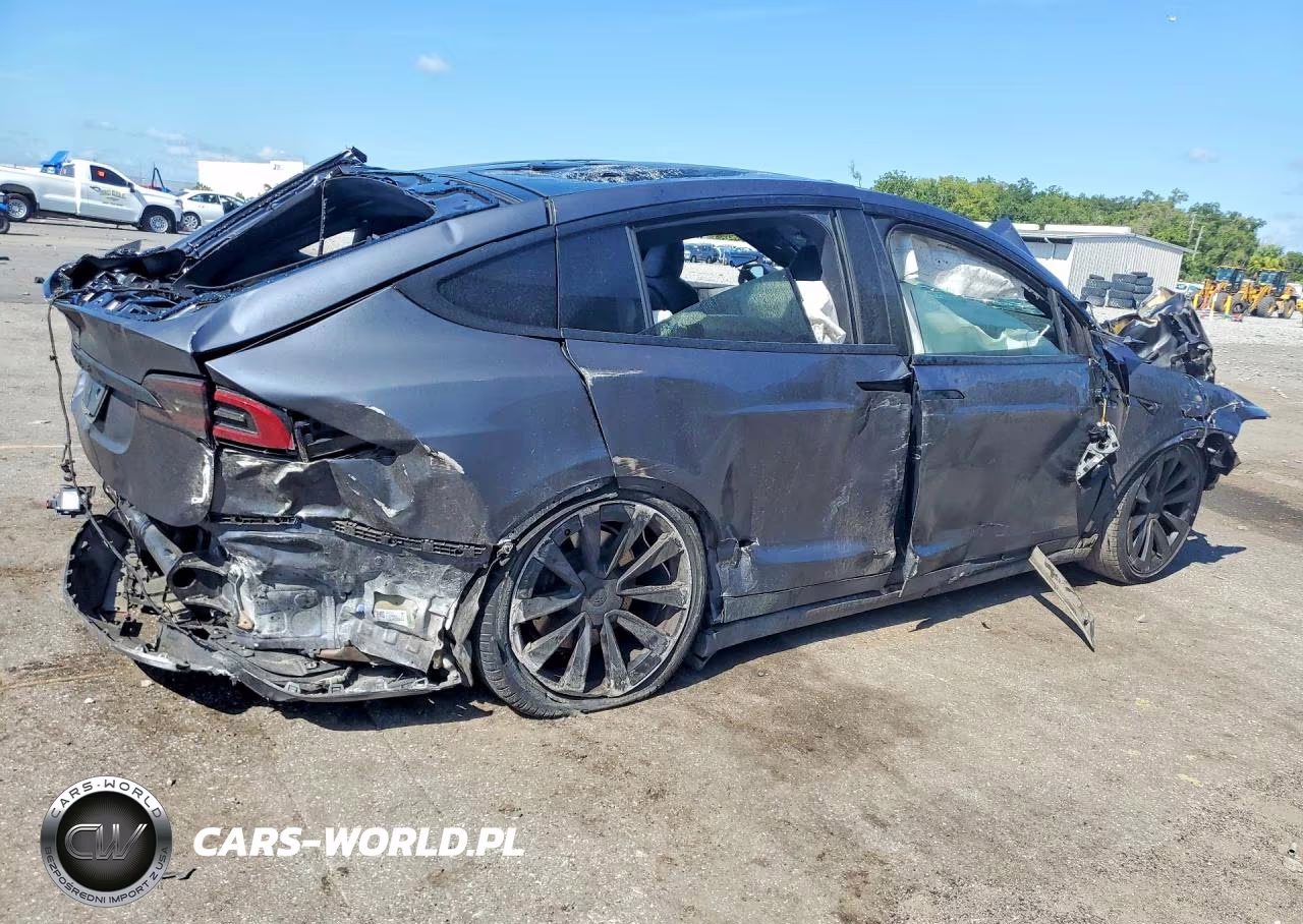 2022 Tesla Model X VIN:7SAXCDE58NF363837 - 3