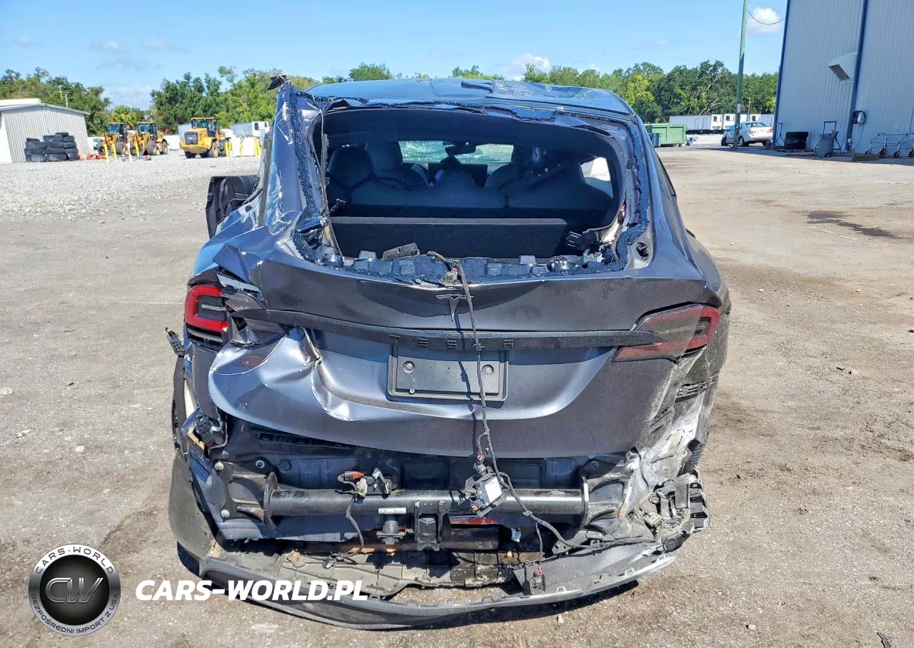 2022 Tesla Model X VIN:7SAXCDE58NF363837 - 6
