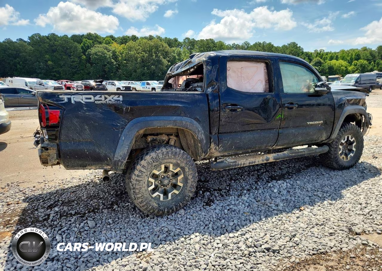 2017 Toyota Tacoma Trd Off-Road VIN:5TFCZ5AN7HX062024 - 3