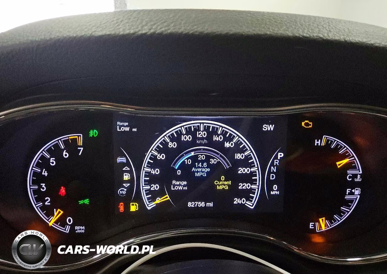 2021 Jeep Grand Cherokee Laredo VIN:1C4RJFAG0MC588005 - 9