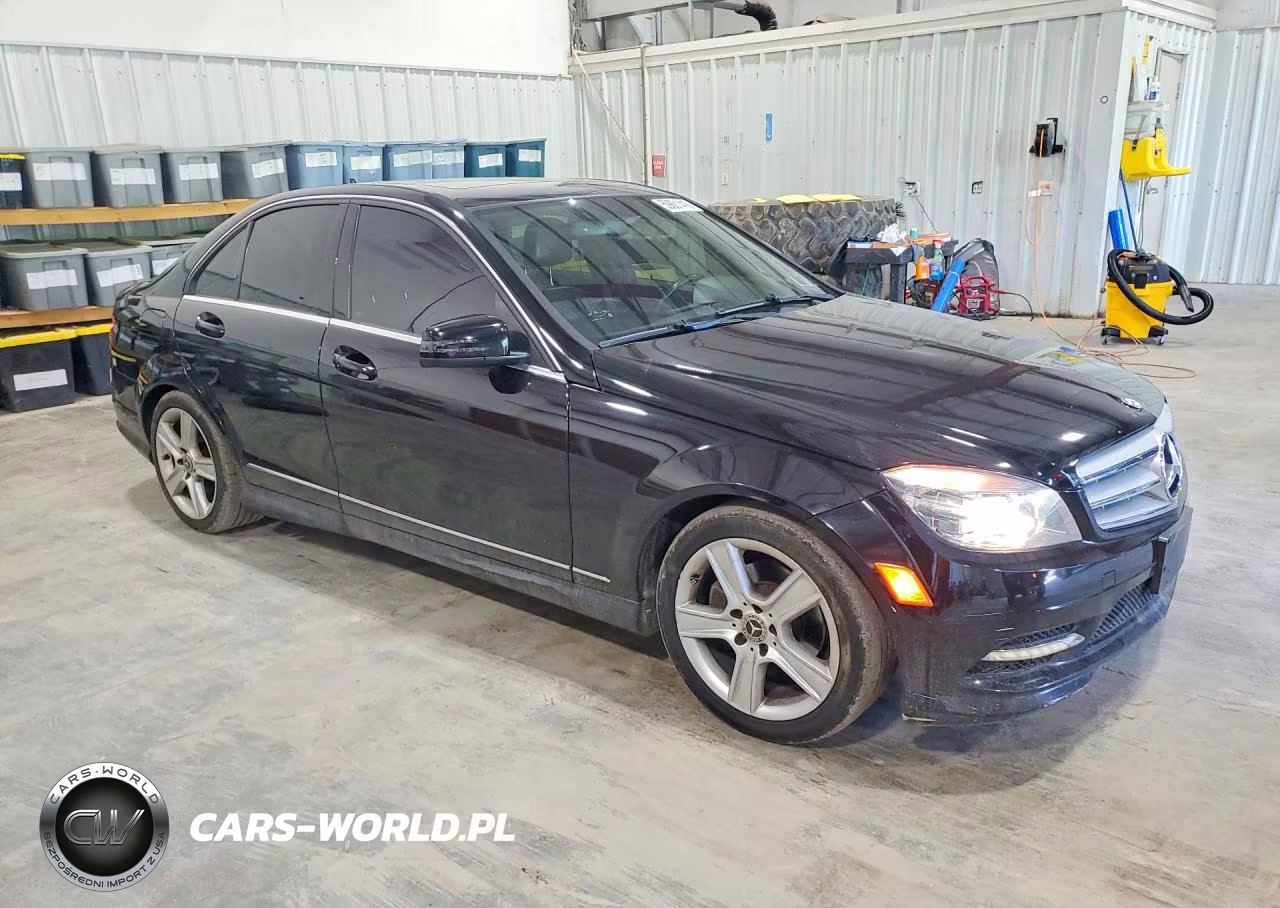 2011 Mercedes-Benz C 300 4Matic VIN:WDDGF8BB6BR185962 - 4